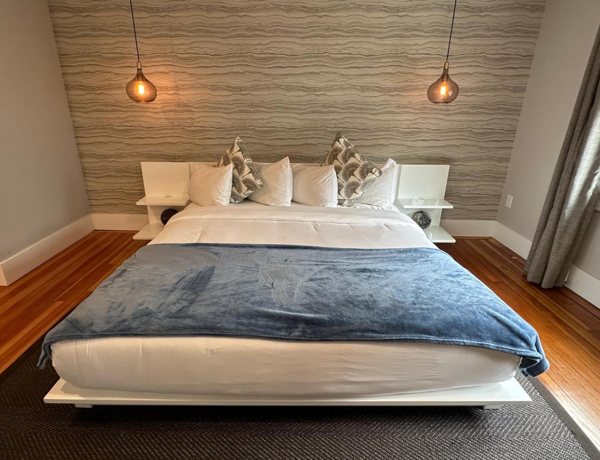 Entire Modern 7 Unit 7 Bath Boutique Inn 纽波特 外观 照片