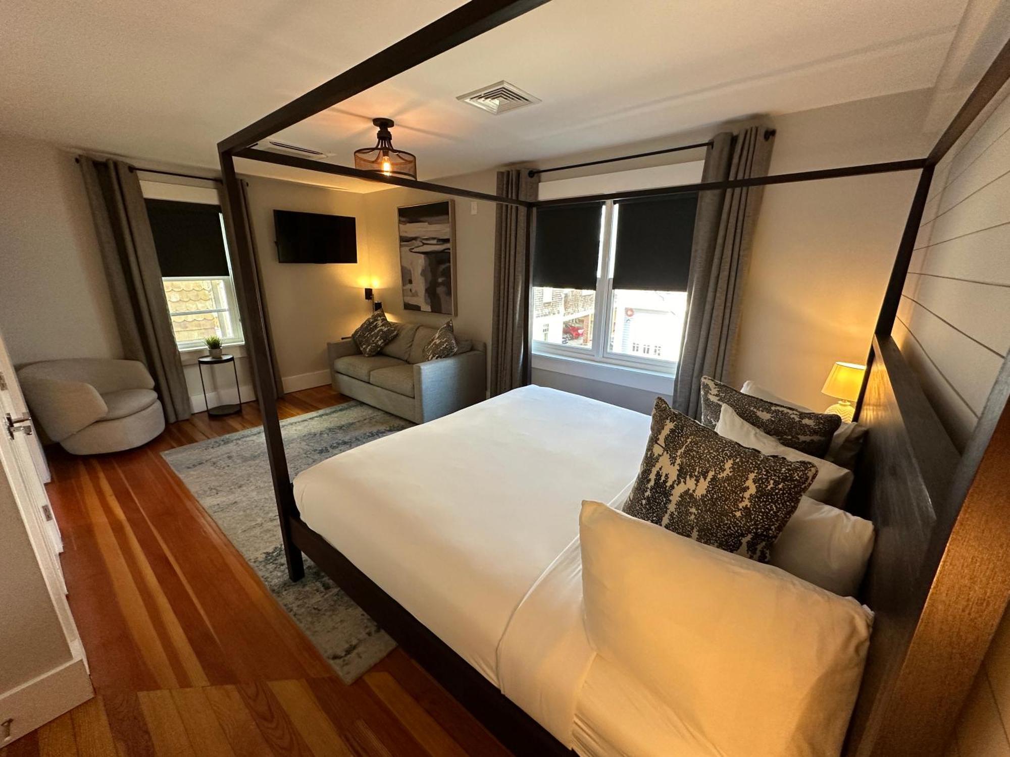 Entire Modern 7 Unit 7 Bath Boutique Inn 纽波特 外观 照片