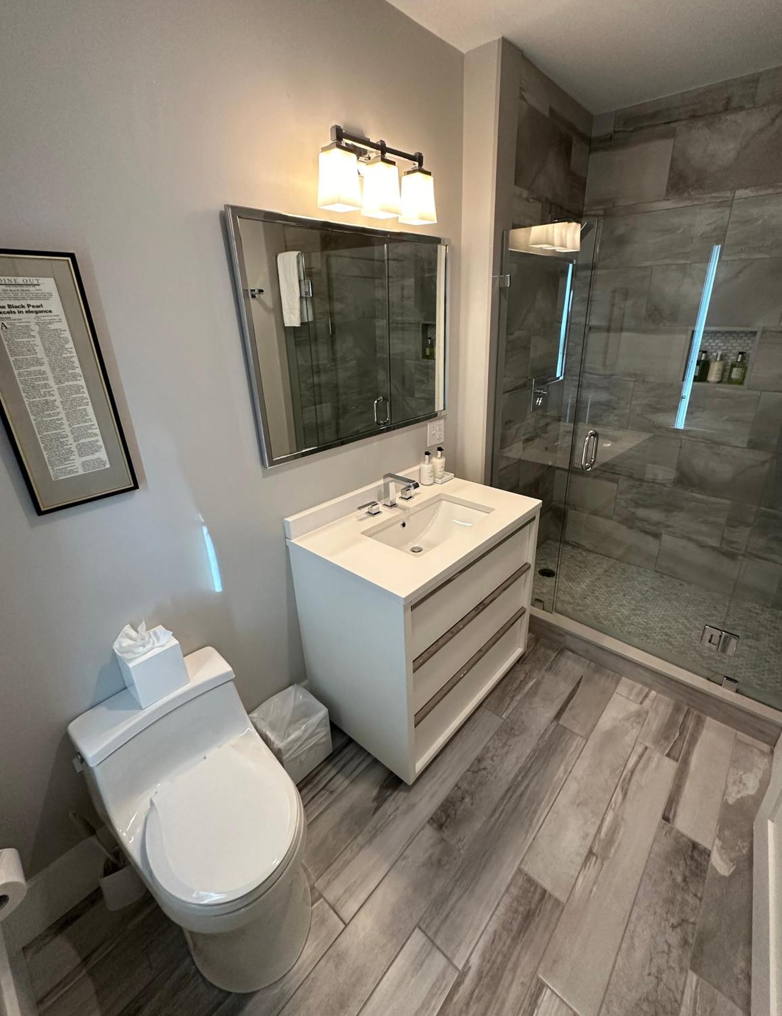 Entire Modern 7 Unit 7 Bath Boutique Inn 纽波特 外观 照片
